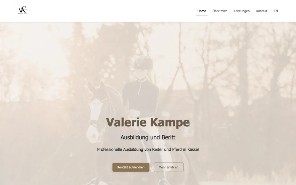 Valerie Kampe equestrian website built with Foliovo